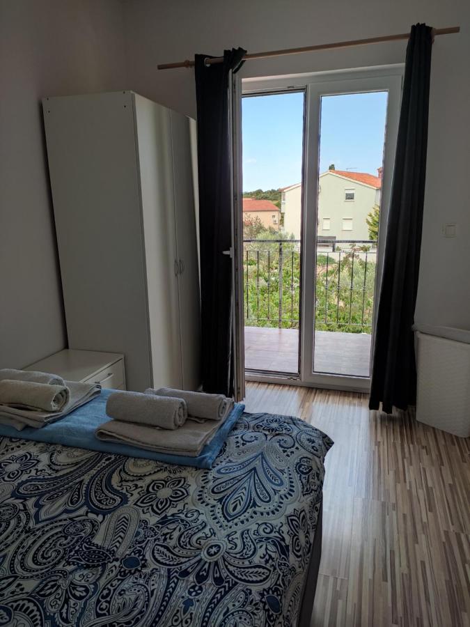 PUY Three Lions Apartment מראה חיצוני תמונה